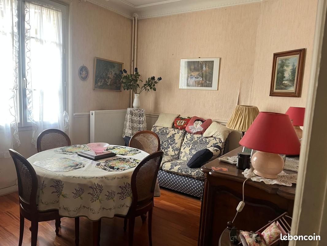 Appartement 2 pièces 41 m² · à Paris · 41 m² · 215 000 €