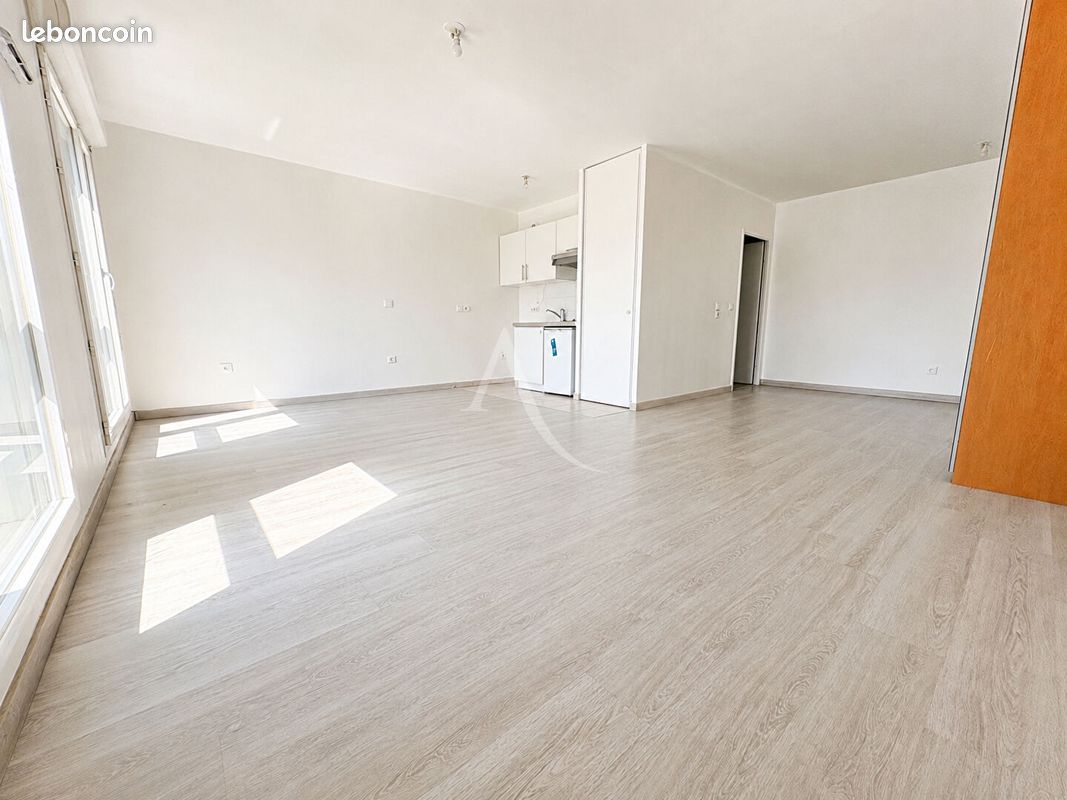 Appartement 1 pièce 40 m² · à Rosny-sous-Bois · 40 m² · 155 000 €