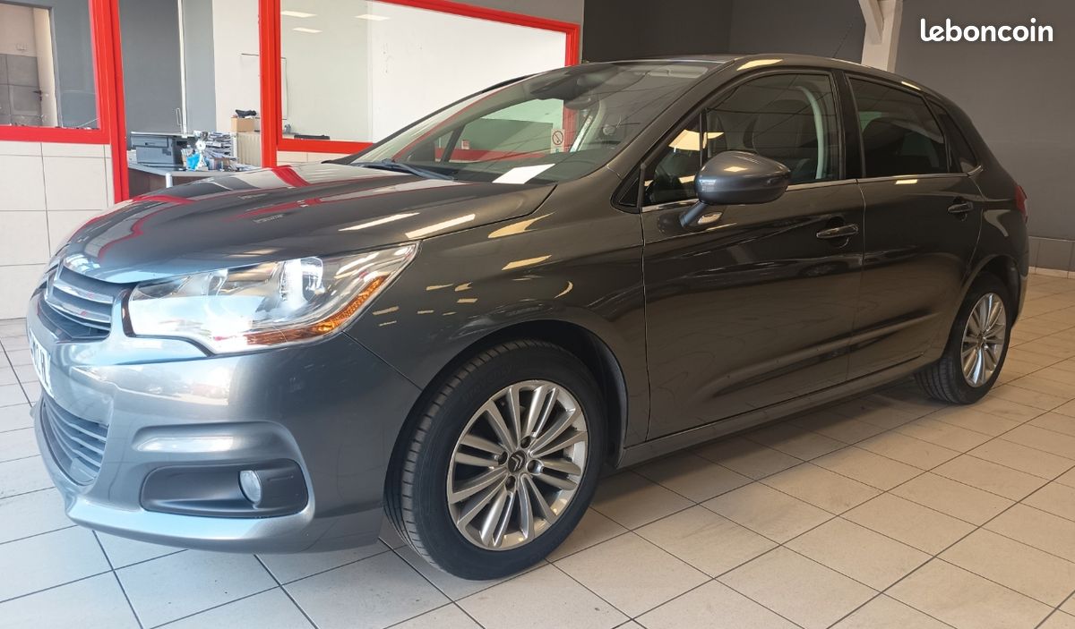 CITROËN C4 Phase II, 1.6 HDI 90CH, Finition CONFORT, DISTRIBUTION OK, CT OK, GARANTIE 6 MOIS (image 1)