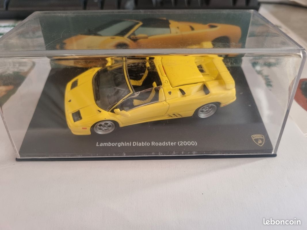 Modèle Réduit Lamborghini Diablo Roadster 2000 - 1/43 - Jaune - Ixo/Hachette - Neuf