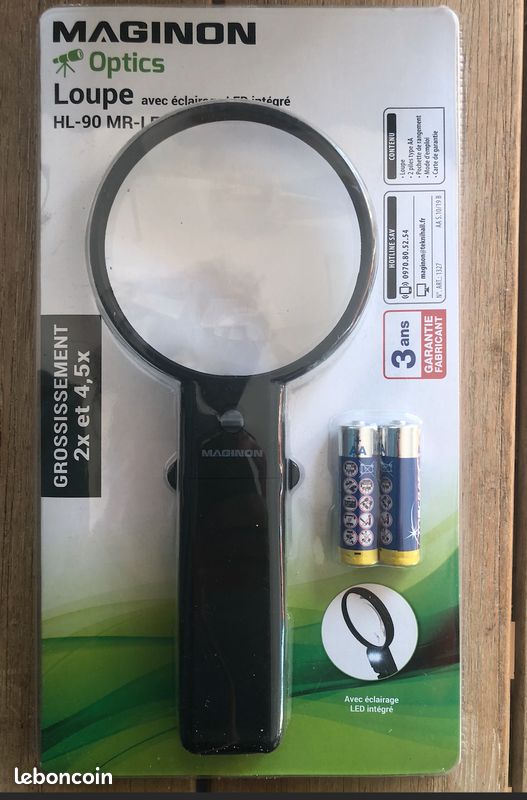 Loupe avec éclairage led neuf (image 1)