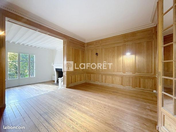 Maison 8 pièces 244 m² — 5