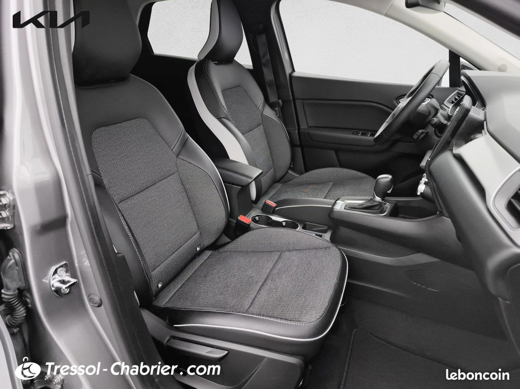 RENAULT Captur E-Tech 145 - 21 Intens (image 17)