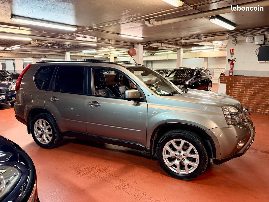 NISSAN X-TRAIL II 2.0 DCI 150 1ère Main (image 3)
