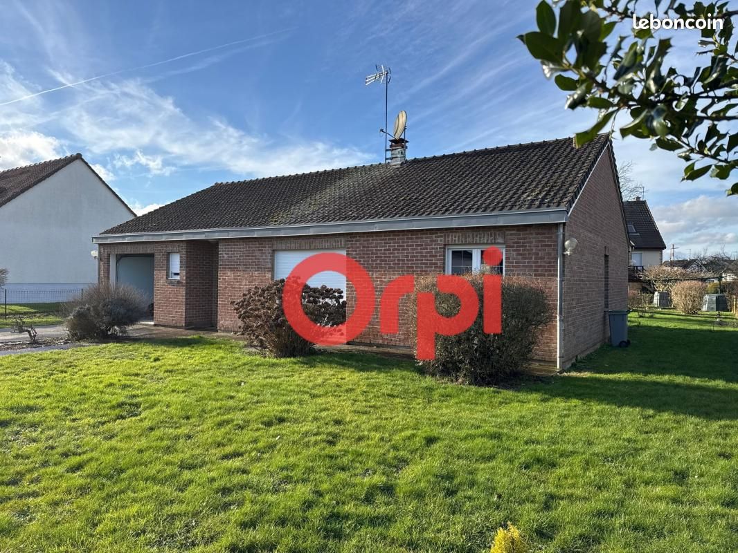 Maison 5 pièces 102 m² · à Nesle · 101,9 m² · 850 €/mois