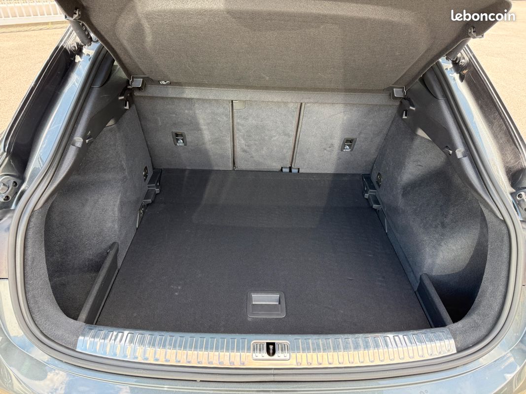 Q3 Sportback 2.0 TDI 150 cv S tronic 7 S line / 1°Main / Caméra / Excellent Etat (image 9)
