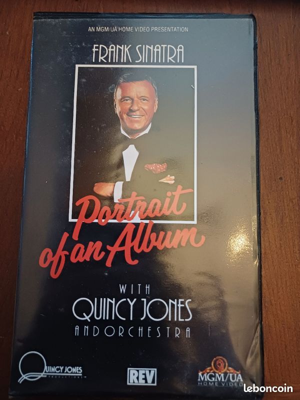 Vhs Frank Sinatra portrait of an album - Collection 
