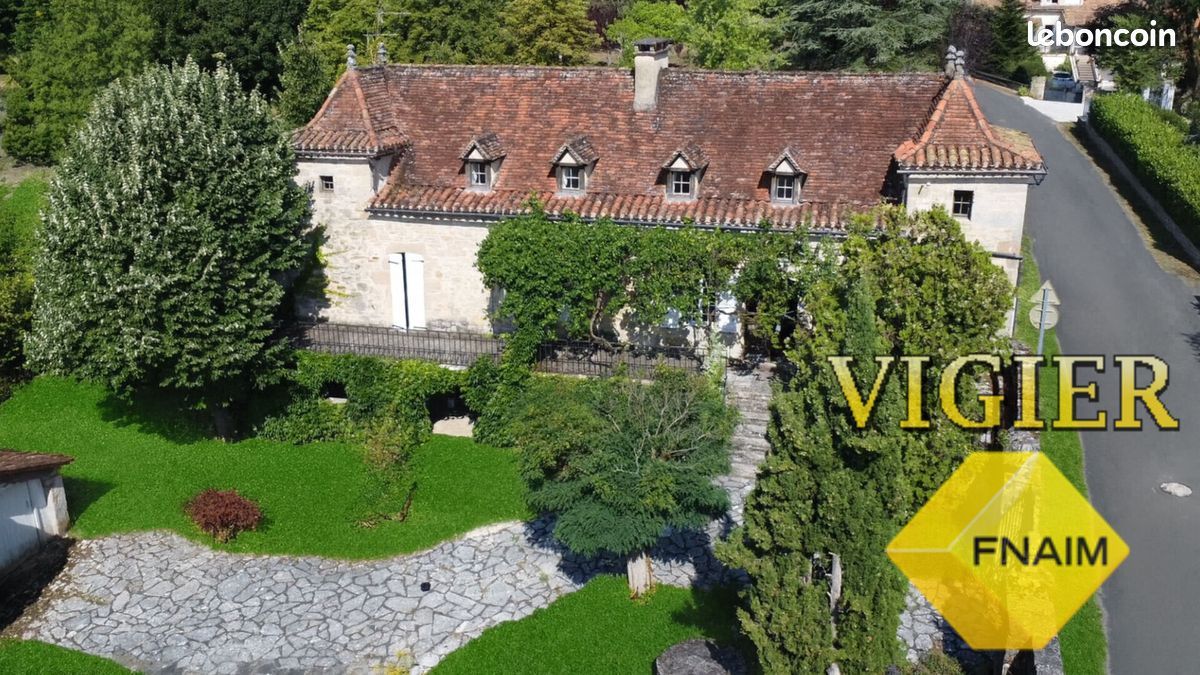 Maison 6 pièces 170 m² · à Figeac · 170 m² · 234 100 €