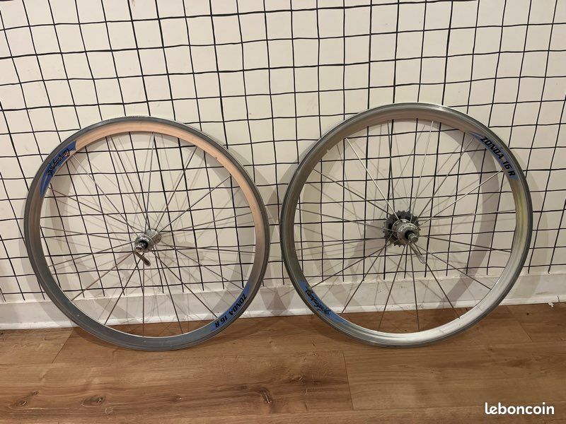 Nouvelles roues Campagnolo Zonda C17 pour pneu
