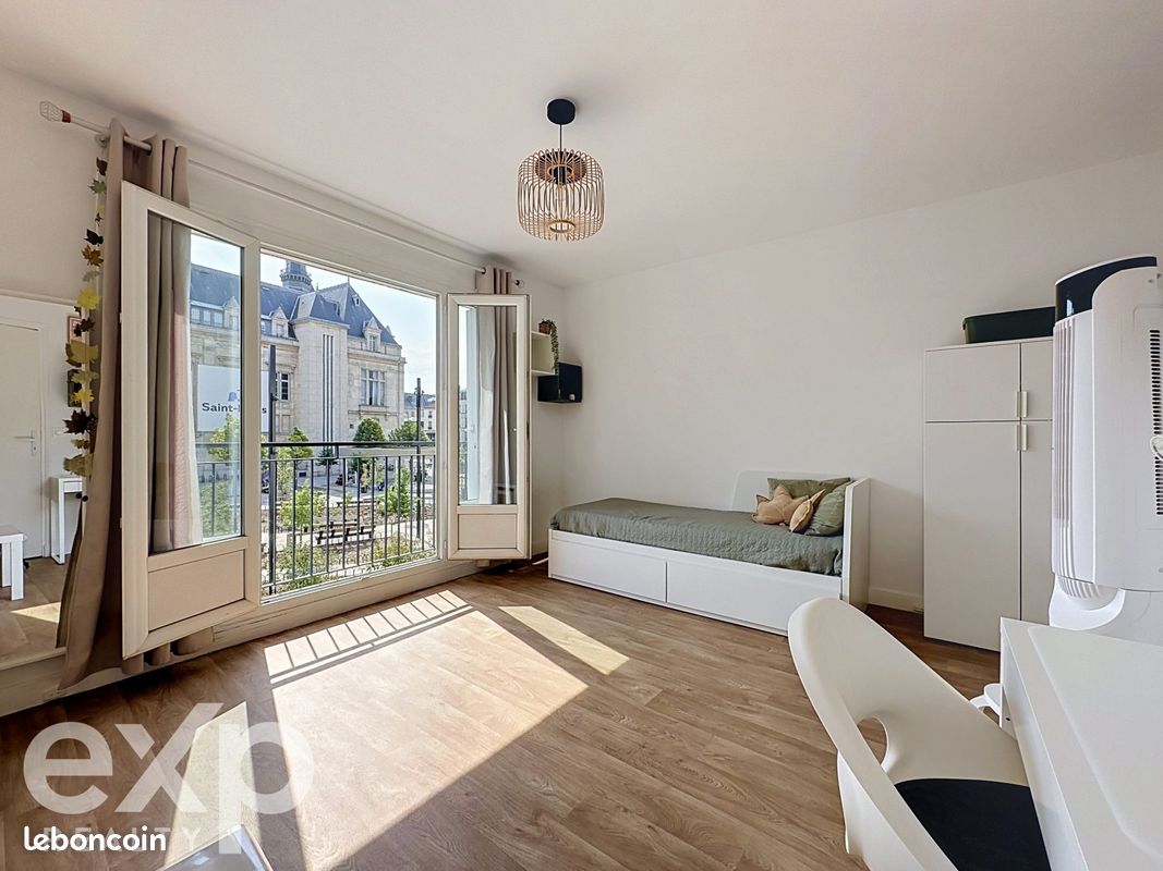 Appartement 1 pièce 22 m² · à Saint-Denis · 22 m² · 800 €