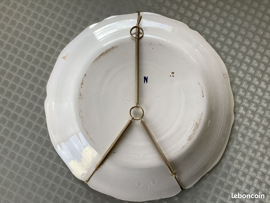 Assiette Décorative Ancienne – Dirigeable Et Montgolfière (SMD1)
