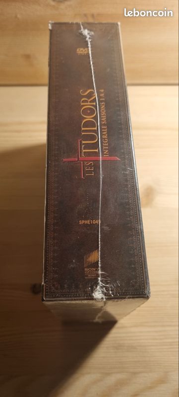 Dvd coffret les Tudors saisons 1a4 neuf (image 2)