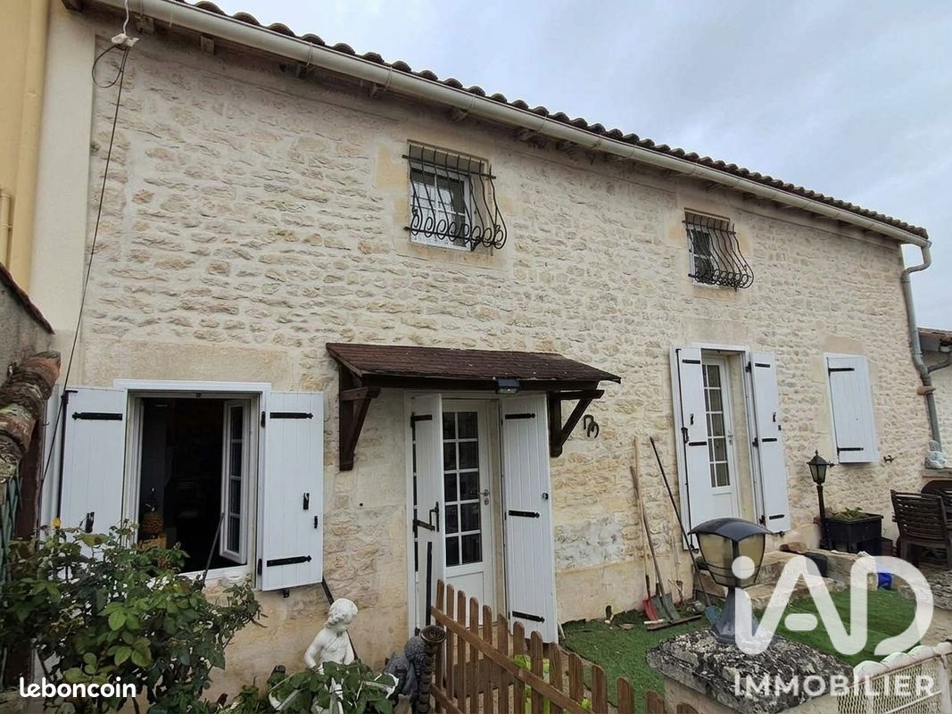 Maison 6 pièces 186 m² · à Ternant · 186 m² · 152 000 €