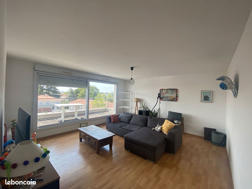 Appartement 4 pièces 74 m² · à Rezé · 74 m² · 960 €