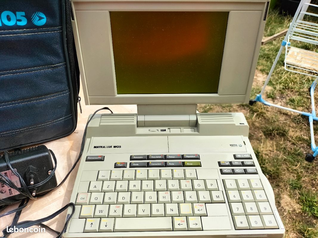 Minitel Matra M05 (image 2)