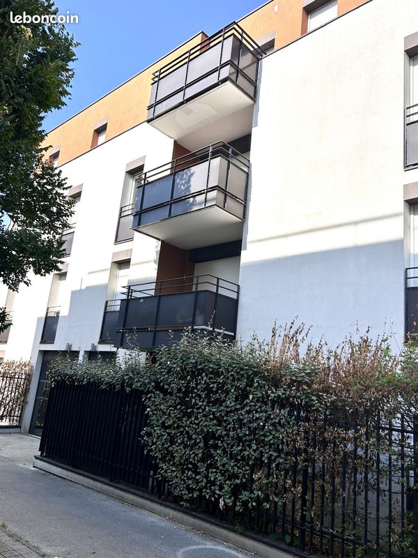 Appartement 2 pièces 45 m² · à Meyzieu · 45 m² · 159 000 €