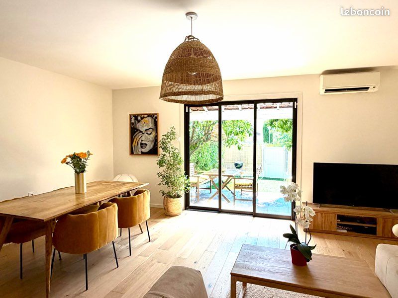 Maison 4 pièces 90 m² · à Saint-Cyr-sur-Mer · 90 m² · 560 000 €