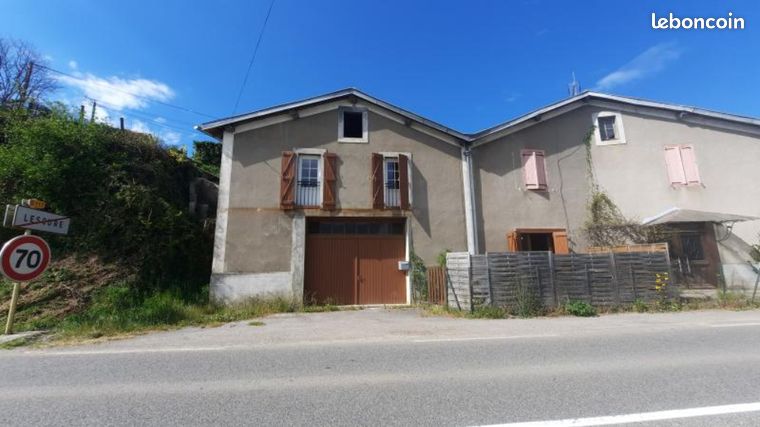 Maison 8 pièces 241 m²