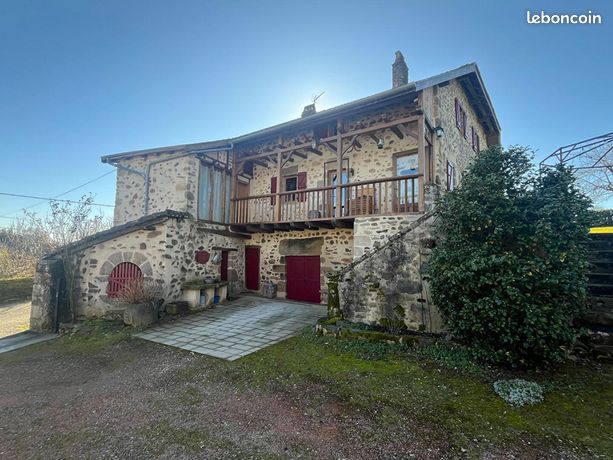Maison 7 pièces 234 m²