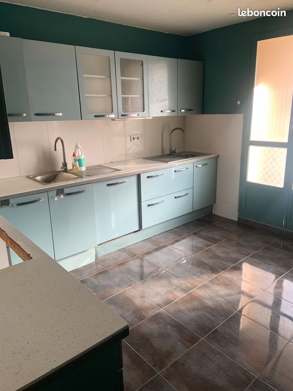 Appartement 4 pièces 82 m² · à Marseille · 82 m² · 1 210 €