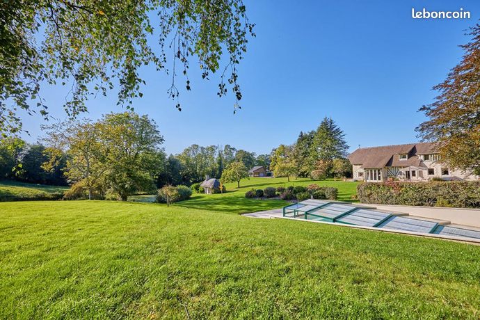 Maison 10 pièces 213 m²