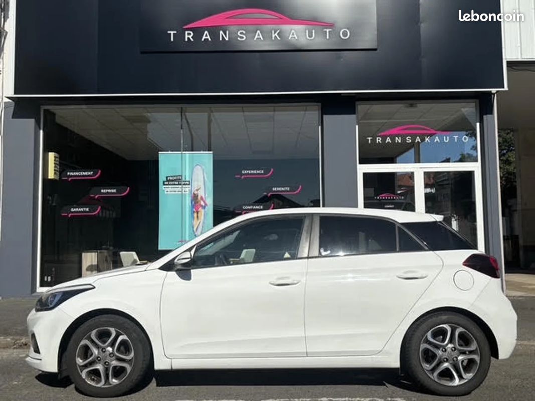 HYUNDAI I20 1.2 84 ch Intuitive - 2 Pneus neufs (image 8)