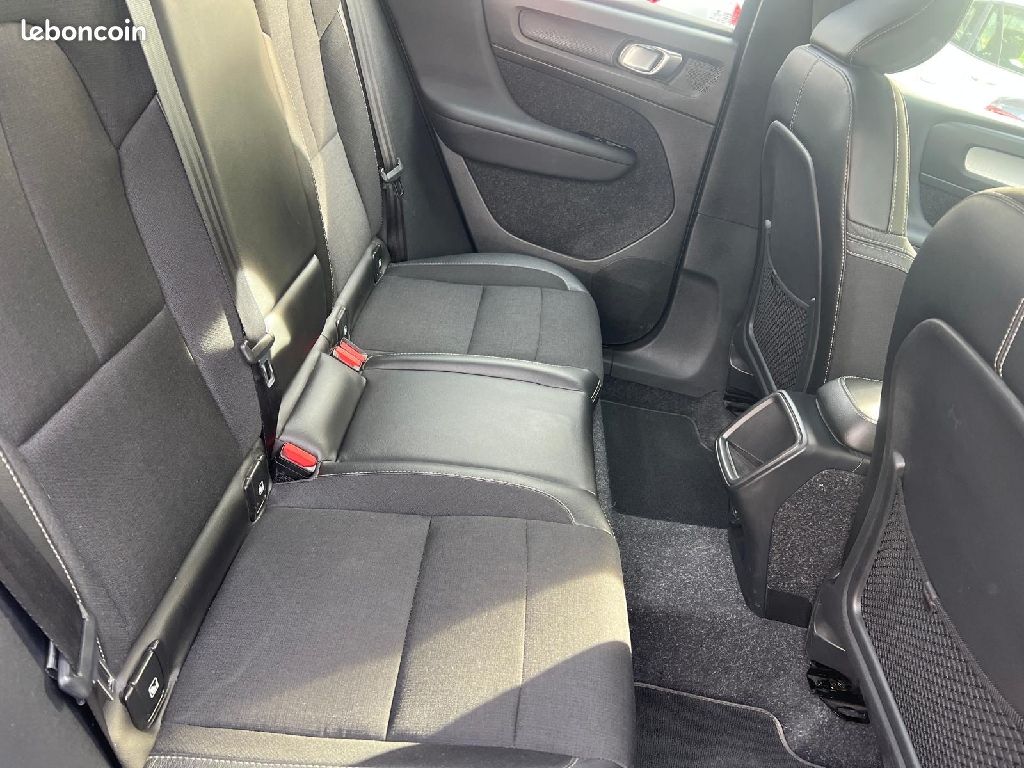 Volvo XC40 D3 150 ch MOMENTUM (image 8)