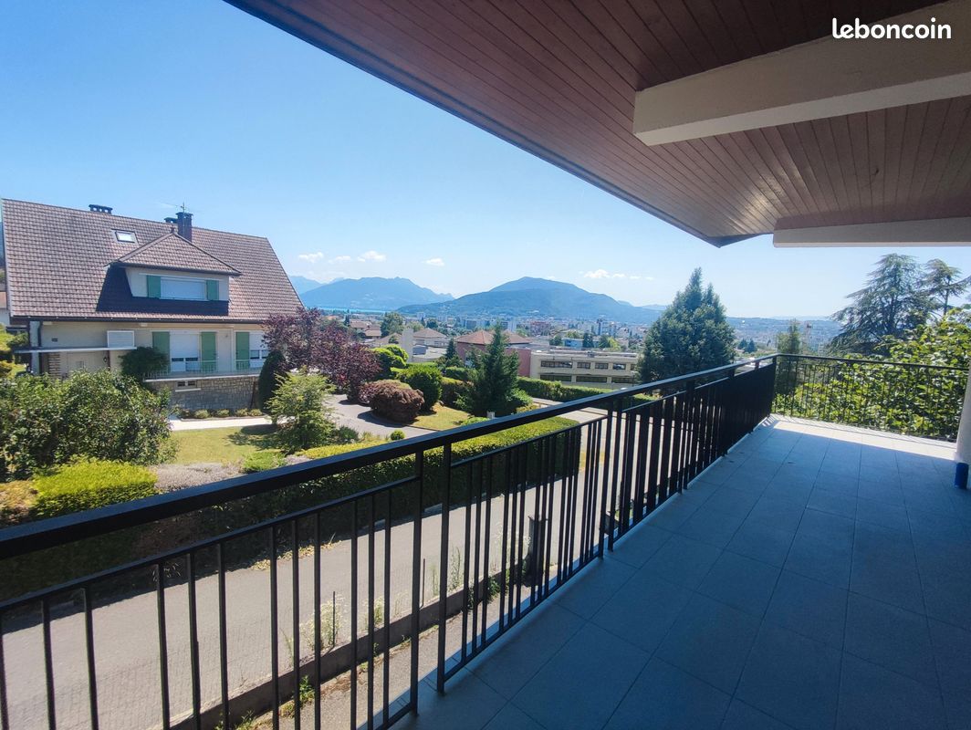 À louer – Superbe T4 avec vue lac – Annecy-le-Vieux (image 1)