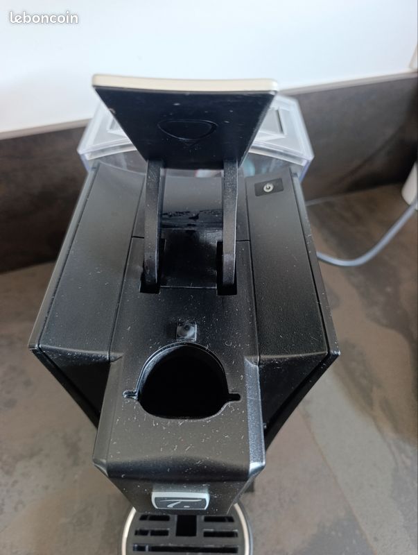 Machine a the nestle (image 6)