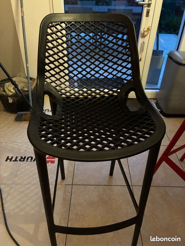 Table haute avec chaise (image 4)