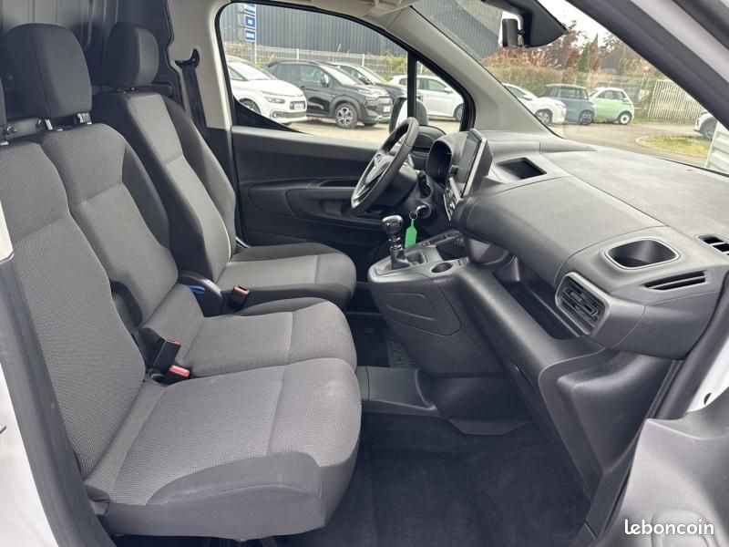 Opel Combo Cargo M 650kg BlueHDi 130ch S&S (image 31)