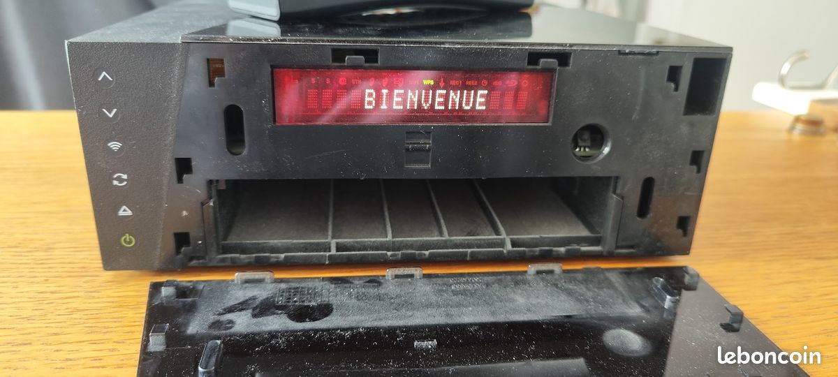 Decodeur / modem SFR THD (image 2)