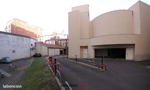 Parking 12 m² · à Clermont-Ferrand · 12 m² · 291 €/mois