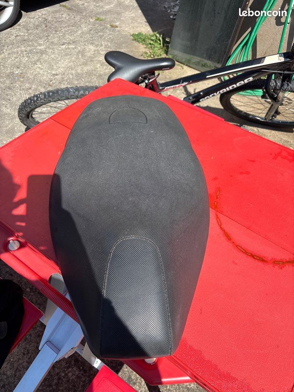 Selle piaggio NRG gen 2 (image 2)