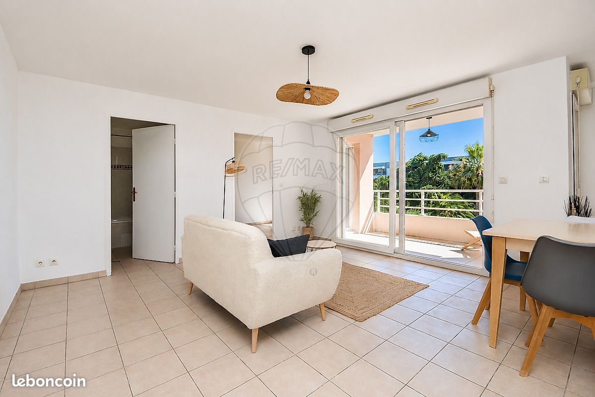 Appartement 2 pièces 45 m² · à Villeneuve-Loubet · 45 m² · 254 000 €