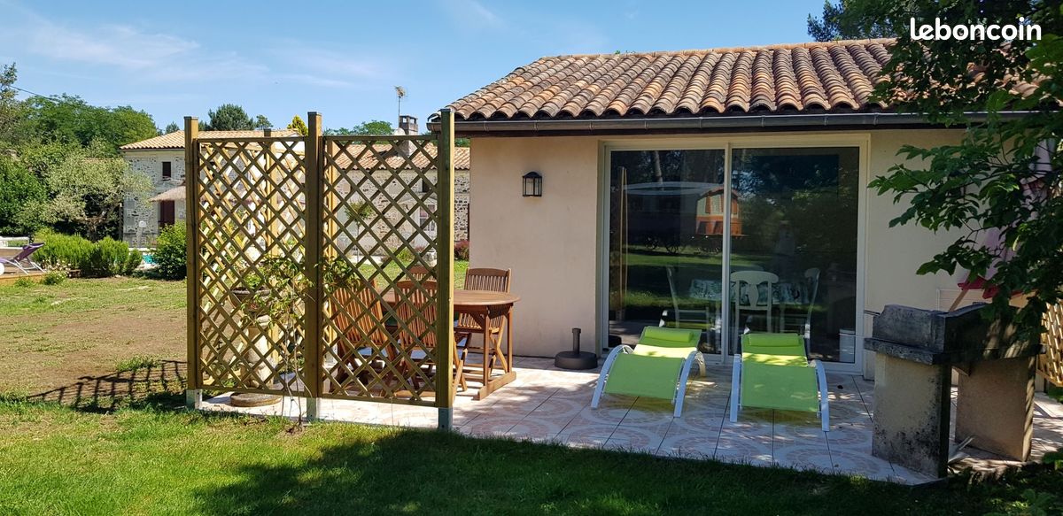 Appartement 3 pièces 40 m² · à Bussac-Forêt · 40 m² · 590 €/mois