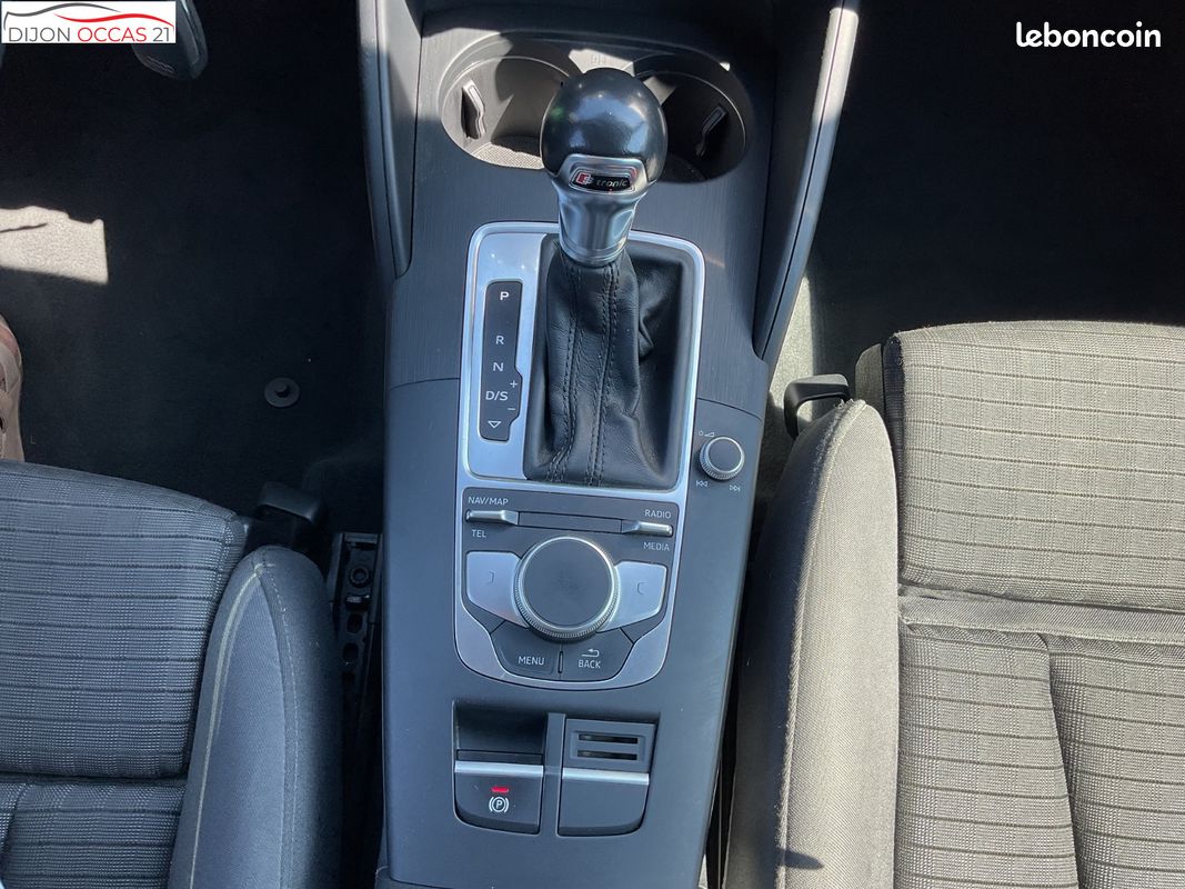 AUDI A3 SPORTBACK 2.0 TDI 150 S tronic 7 Sport (image 24)