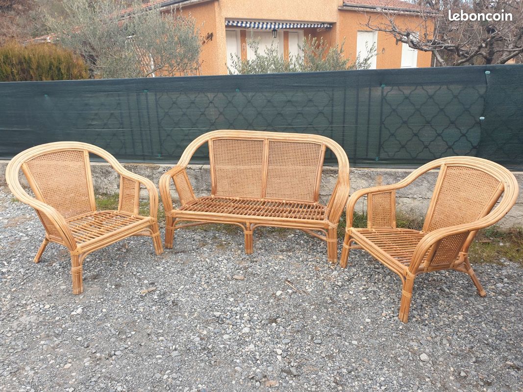 Salon rotin vintage (image 1)