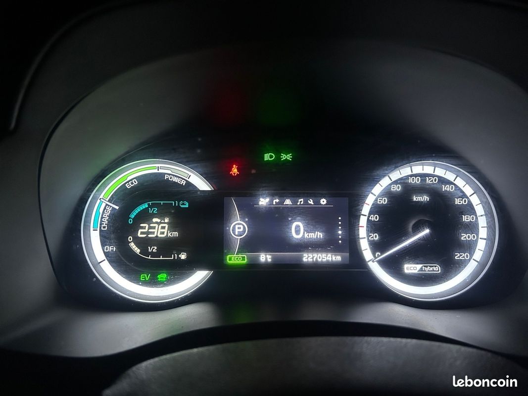 KIA NIRO BUSINESS 1.6 GDi Hybride Rechargeable 141 ch DCT6 Active Business (image 22)