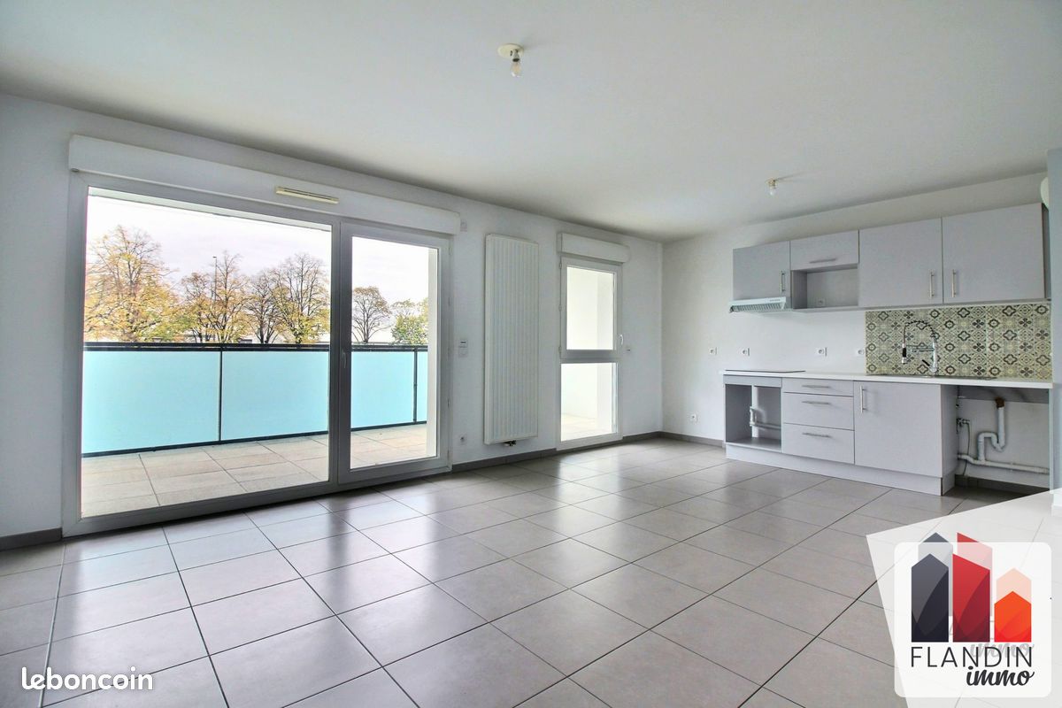 Appartement 3 pièces 61 m² · à Saint-Priest · 61 m² · 219 000 €