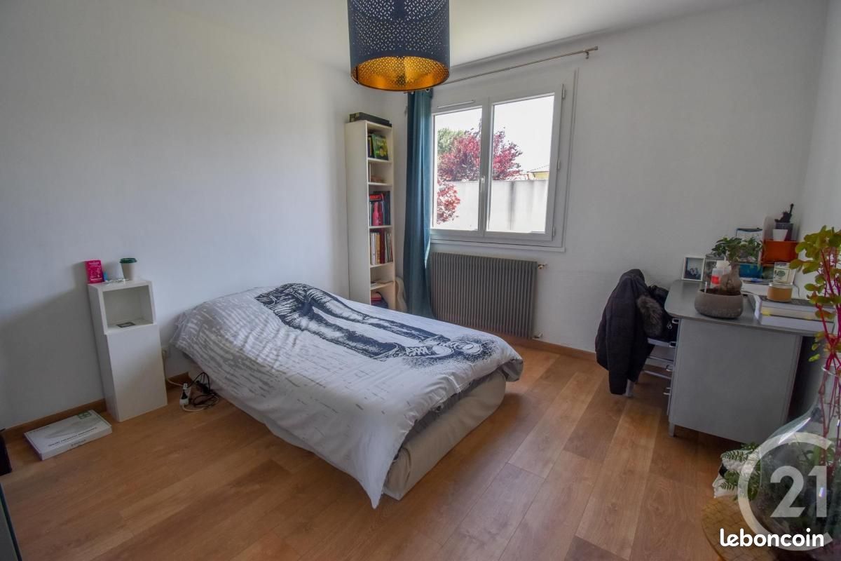 Maison a louer saint-medard-en-jalles - 5 pièce(s) - 96 m2 - Surfyn