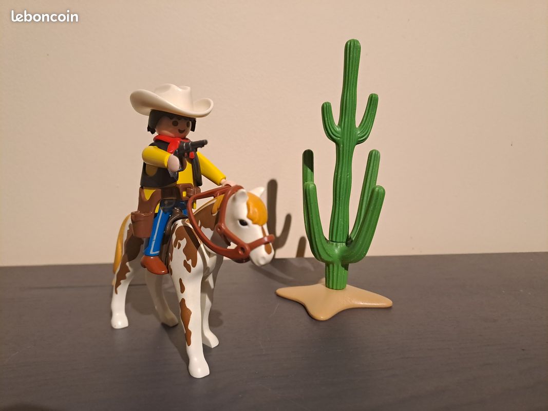 Playmobil XXL Géant Lucky Luke 65 Cm : Le Cow-boy Le Plus Rapide De L'Ouest