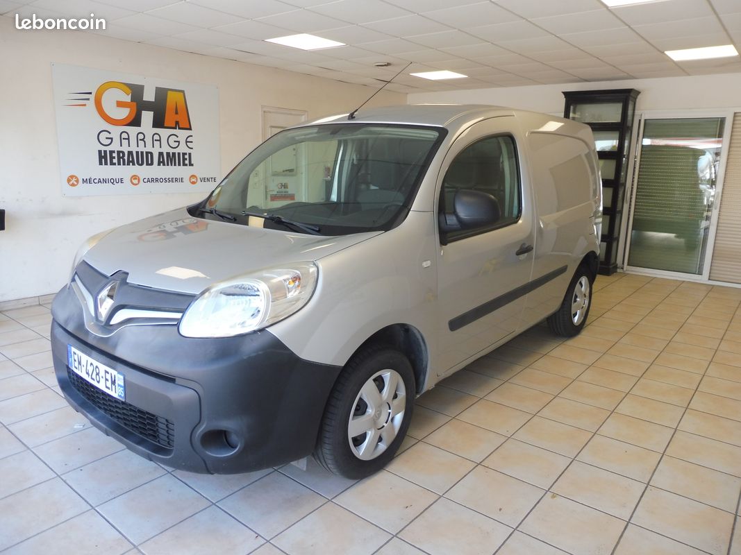 Renault kangoo grand confort 1.5 dci 75 ch (image 4)