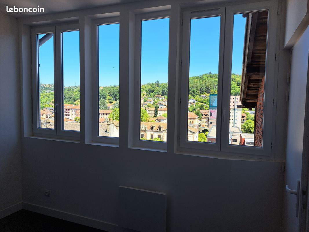 Appartement 4 pièces 74 m² · à Decazeville · 74,2 m² · 442 €