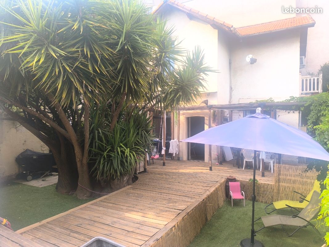 Maison 3 pièces 86 m² · à Nîmes · 86 m² · 230 000 €