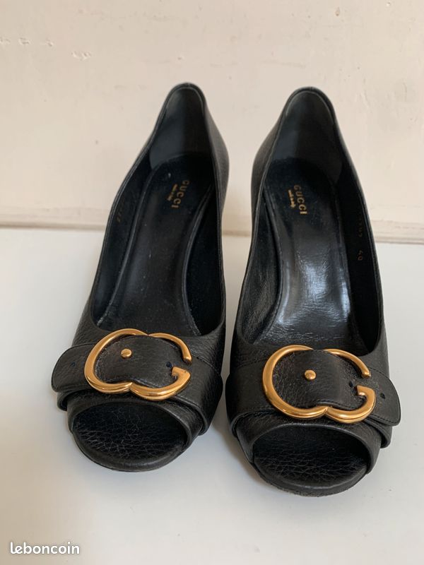 Escarpins Gucci pointure 40 (image 2)