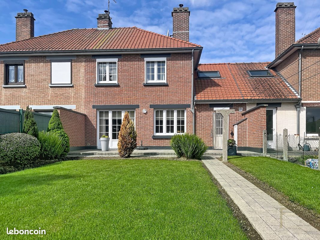 Maison 4 pièces 100 m² · à Wervicq-Sud · 100 m² · 315 000 €