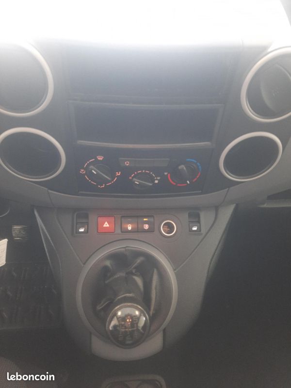 Citroën Berlingo (2) BlueHDi 75 BVM Confort M (image 7)