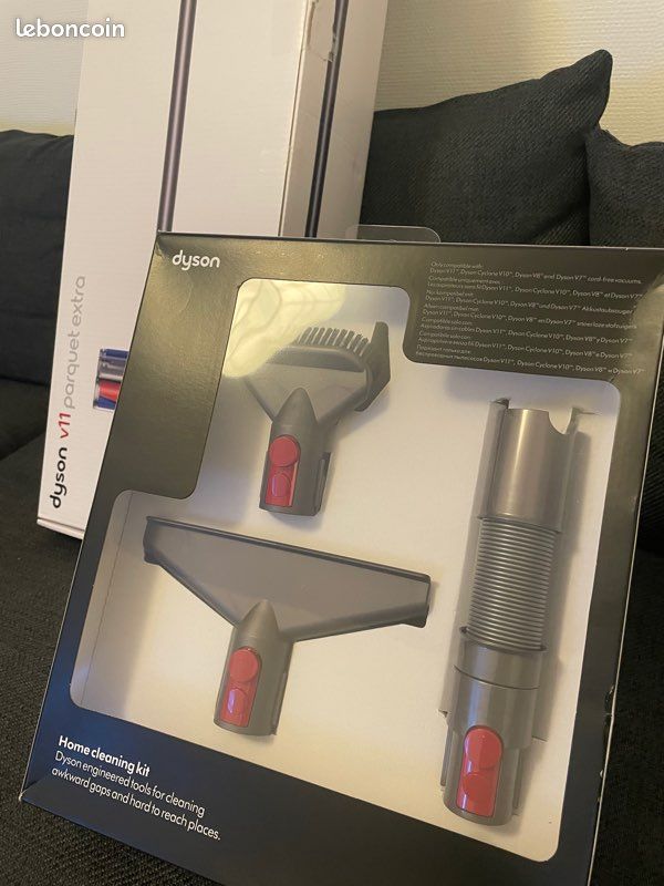 DYSON Cleaning Kit (image 3)