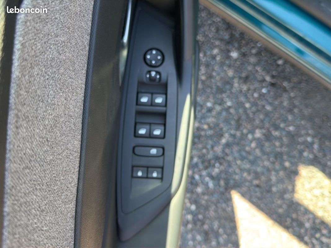 PEUGEOT 408 Hybrid 145 allure e-dcs6 (image 16)